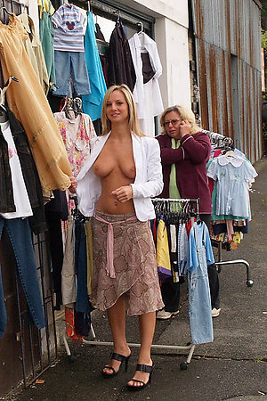 Horny mature whores flashing in towns and cities