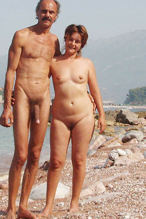 Public nudism with common people